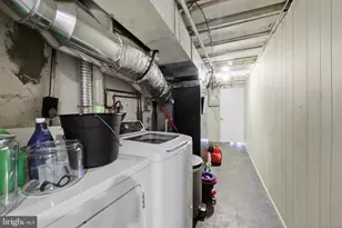 950 Taylor Dr, Folcroft, PA 19032 - Photo 13