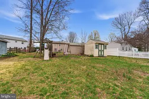 4050 Yorktown Dr, Upper Chichester, PA 19061 - Photo 29