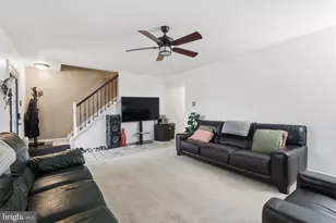 4050 Yorktown Dr, Upper Chichester, PA 19061 - Photo 3