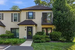 8 Summit Dr, Bryn Mawr, PA 19010 - Photo 1