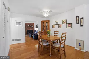 8 Summit Dr, Bryn Mawr, PA 19010 - Photo 5