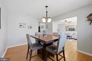 129 E Maple Ave, Brookhaven, PA 19015 - Photo 7