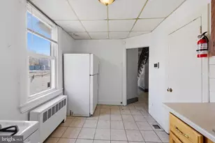 909 Springfield Rd, Darby, PA 19023 - Photo 3