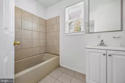 523 Concord Avenue #2R, Chester, PA 19013 - Photo 15