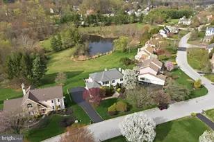 3 Honeysuckle Ln, Broomall, PA 19008 - Photo 15