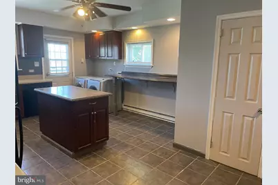 525 Highland Avenue, Chester, PA 19013 - Photo 7