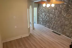 525 Highland Ave, Chester, PA 19013 - Photo 11