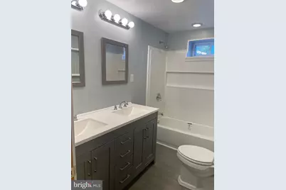 525 Highland Avenue, Chester, PA 19013 - Photo 17