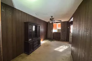 519 S 4th St, Darby, PA 19023 - Photo 5