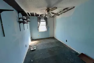 519 S 4th St, Darby, PA 19023 - Photo 7