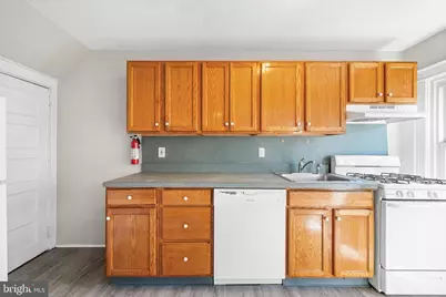 128 Whitely Terrace, Darby, PA 19023 - Photo 11