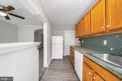 128 Whitely Terrace, Darby, PA 19023 - Photo 13