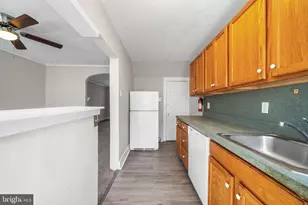 128 Whitely Terrace, Darby, PA 19023 - Photo 13