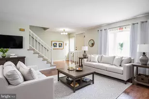 617 St Anthony Ln, Upper Darby, PA 19082 - Photo 3