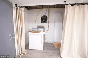 617 St Anthony Ln, Upper Darby, PA 19082 - Photo 5