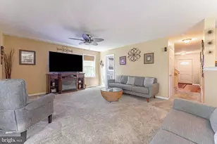 209 W Forestview Ave, Brookhaven, PA 19015 - Photo 9