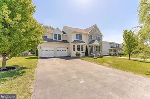 209 W Forestview Ave, Brookhaven, PA 19015 - Photo 3