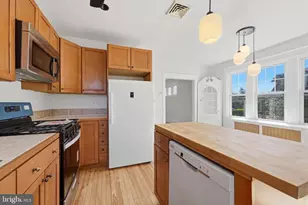 7864 Beverly Blvd, Upper Darby, PA 19082 - Photo 11