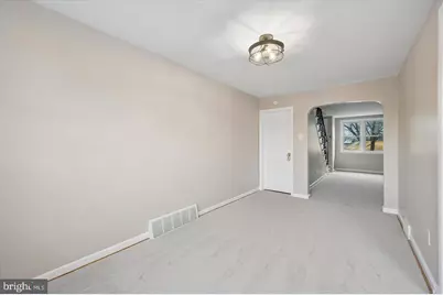 221 Park Drive, Glenolden, PA 19036 - Photo 9