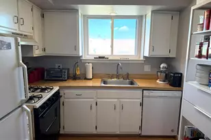 6223 Hilltop Dr, Brookhaven, PA 19015 - Photo 9