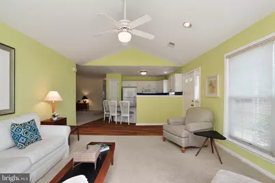 4201 Chatham Circle, Upper Chichester, PA 19014 - Photo 7
