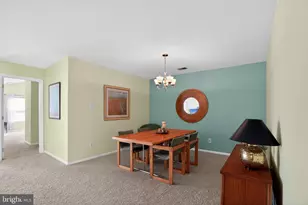 4201 Chatham Cir, Upper Chichester, PA 19014 - Photo 11