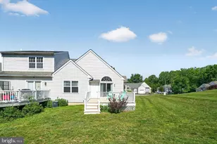 4201 Chatham Cir, Upper Chichester, PA 19014 - Photo 37