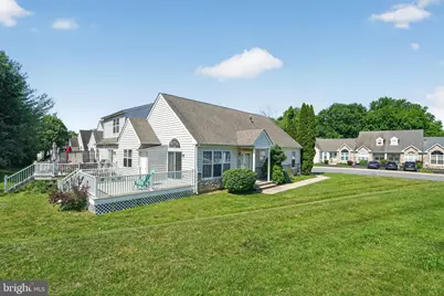 4201 Chatham Circle, Upper Chichester, PA 19014 - Photo 33