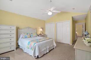 4201 Chatham Cir, Upper Chichester, PA 19014 - Photo 19