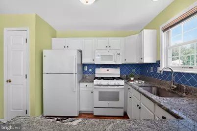 4201 Chatham Circle, Upper Chichester, PA 19014 - Photo 15