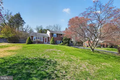 305 Somerset Place, Wallingford, PA 19086 - Photo 3