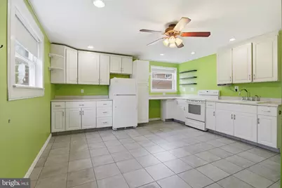 929 Delview Drive, Folcroft, PA 19032 - Photo 7