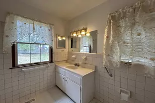 527 Cherry Ln, Lansdowne, PA 19050 - Photo 9