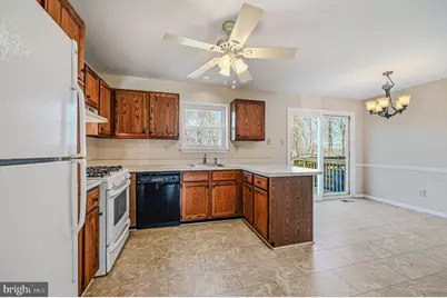 94 Victoria Drive, Aston, PA 19014 - Photo 9