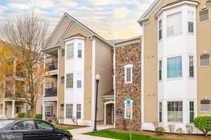 714 Creekside Dr, Brookhaven, PA 19015 - Photo 1