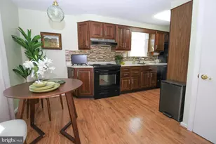 139 W Sylvan Dr, Broomall, PA 19008 - Photo 13