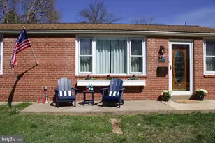 139 W Sylvan Dr, Broomall, PA 19008 - Photo 5