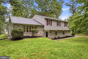 412 Yorkshire Rd, Bryn Mawr, PA 19010 - Photo 1