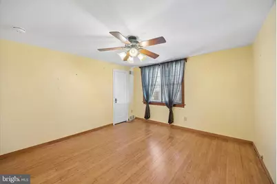 816 Crescent Drive, Glenolden, PA 19036 - Photo 17