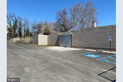 816 W 2nd Street, Chester, PA 19013 - Photo 9