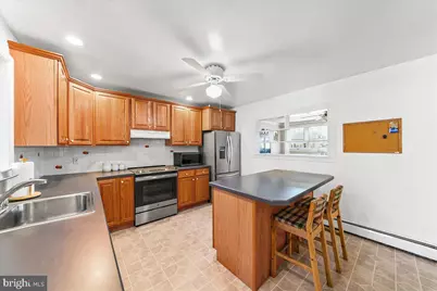 722 Brighton Terrace, Secane, PA 19018 - Photo 7