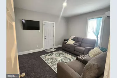 39 N Wells Avenue, Glenolden, PA 19036 - Photo 3