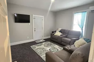39 N Wells Ave, Glenolden, PA 19036 - Photo 3