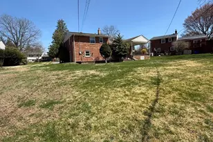 331 Candlewood Rd, Broomall, PA 19008 - Photo 27