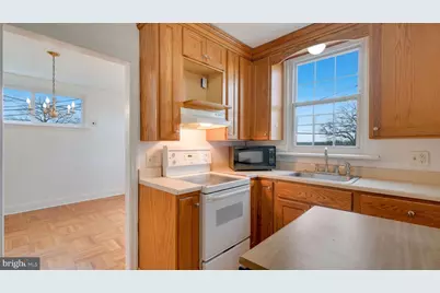 136 Academy Lane, Upper Darby, PA 19082 - Photo 9