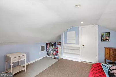 20 N Malin Road, Broomall, PA 19008 - Photo 15