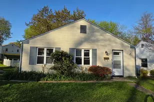 14 Scarlet Ave, Aston, PA 19014 - Photo 1