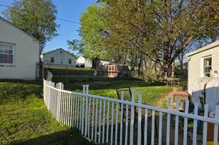 14 Scarlet Ave, Aston, PA 19014 - Photo 19