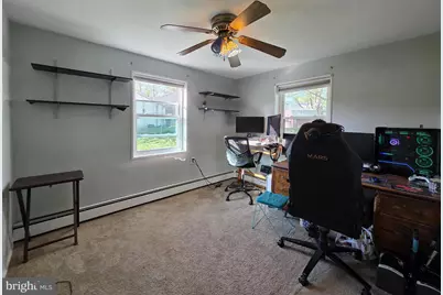 14 Scarlet Avenue, Aston, PA 19014 - Photo 9