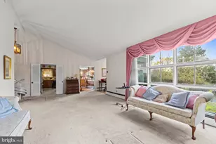 4900 Cedar Ln, Drexel Hill, PA 19026 - Photo 11